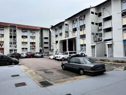 Bedok Reservoir Road (D16), Shop House #606799971